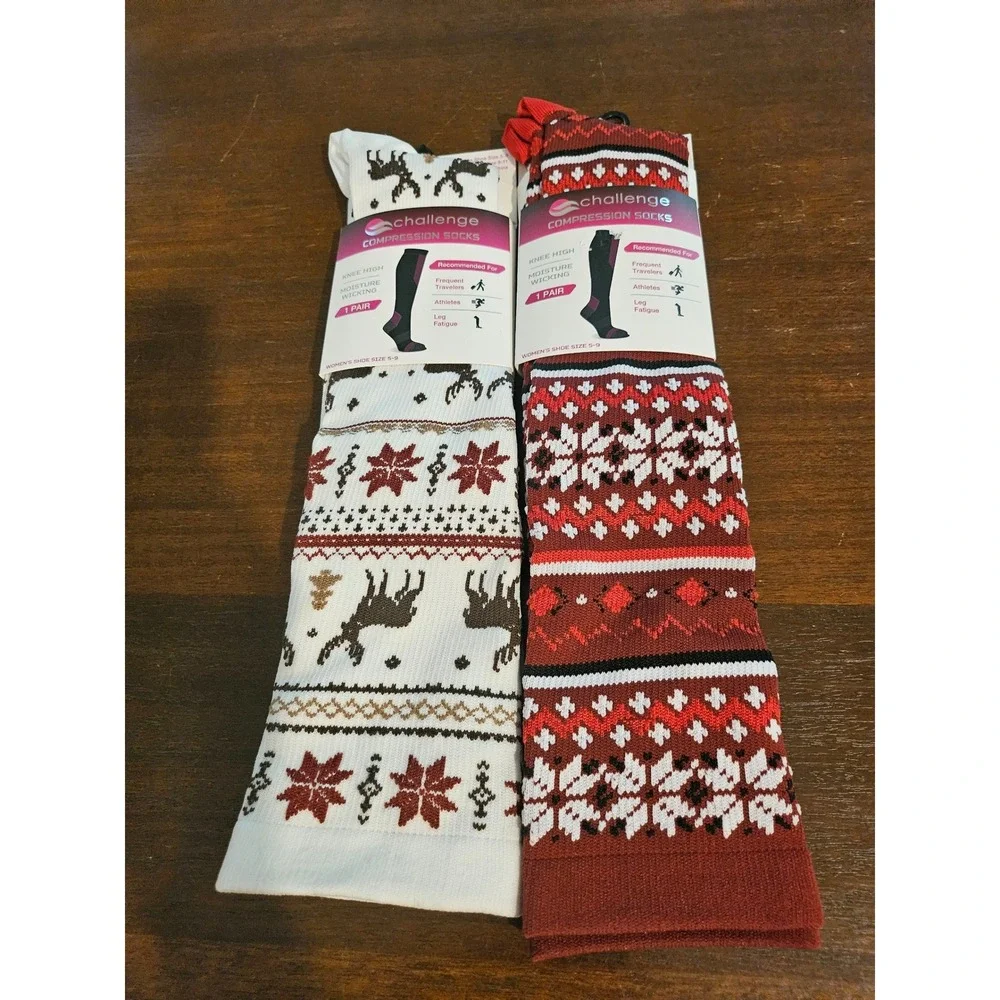 Challenge Compression Socks Women 5-9 Red White Fair Isle Reindeer 2 Pair NEW